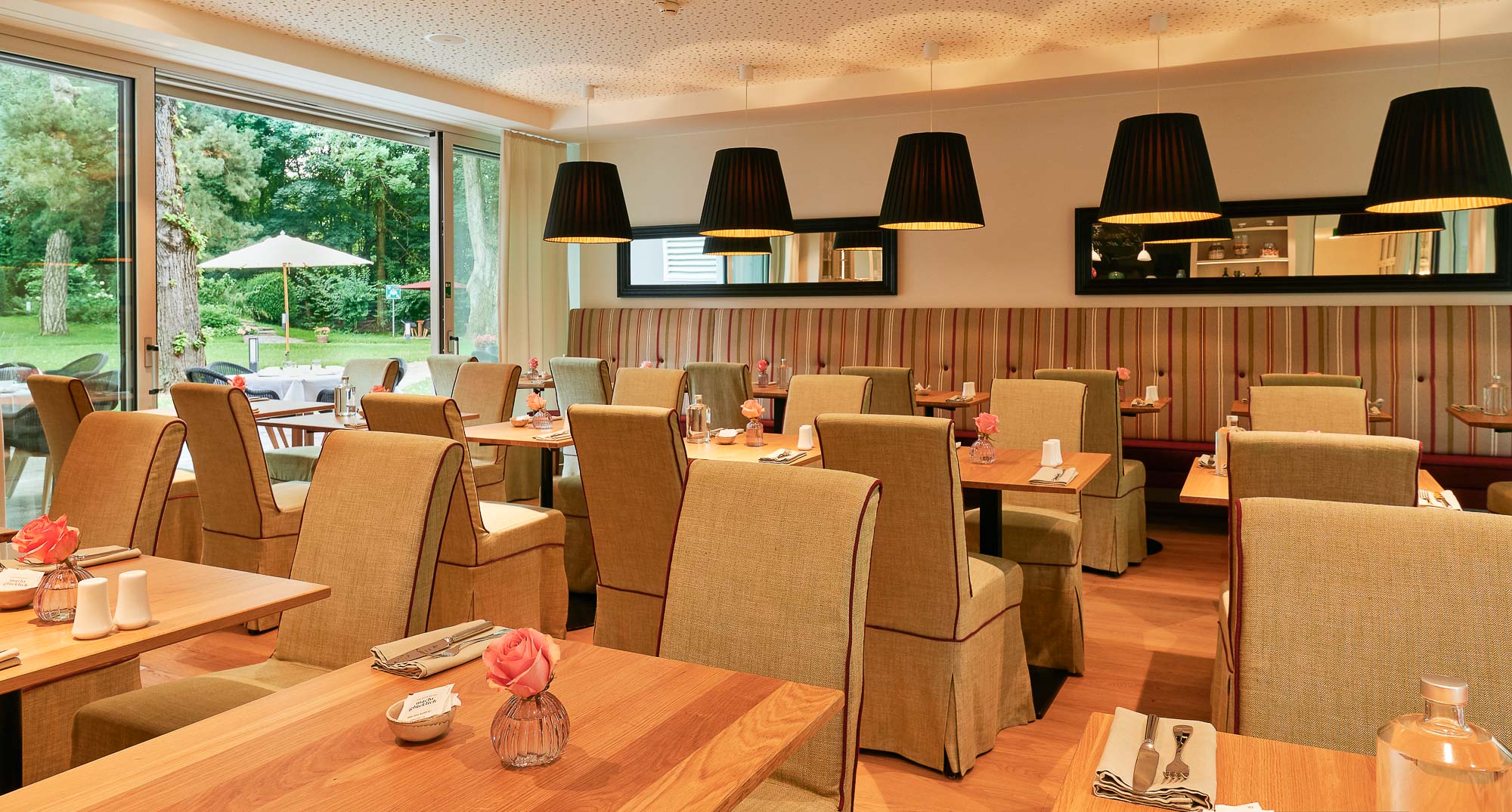 Schauen Sie vorbei: Hotelfrühstücksraum im  Hotel Rothof München